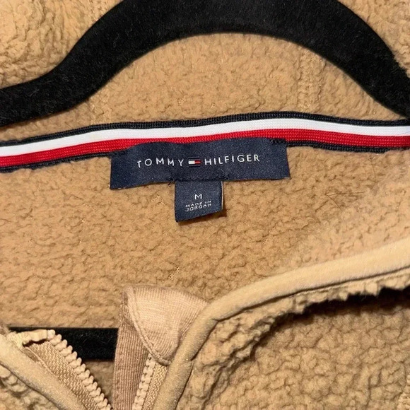 Tommy Hilfiger Hooded Sherpa quarter zip, medium, oversized. Mocha brown. GUC - Picture 7 of 11